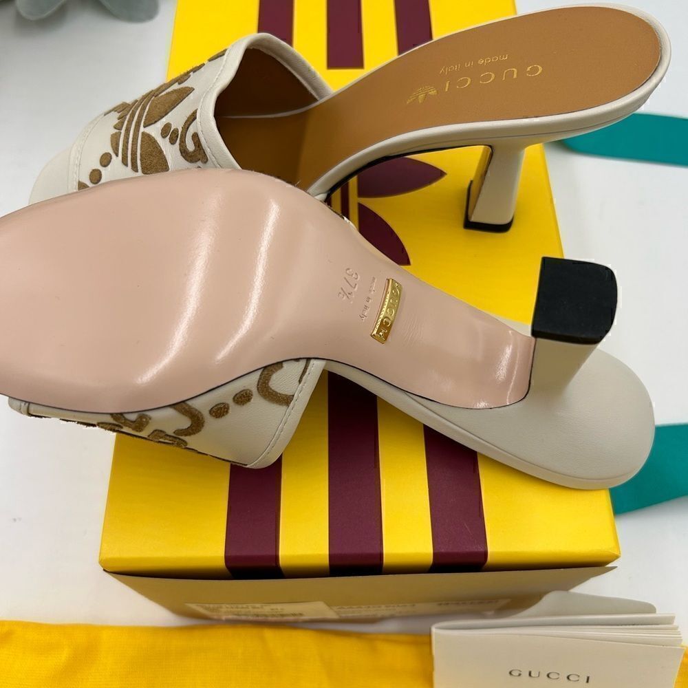 Women’s Gucci X Adidas, slide sandals, size 37.5 made in Italy - Picture 7 of 9